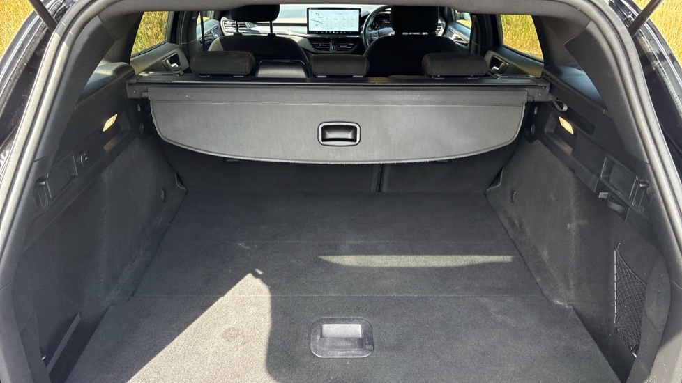 Ford Focus 1.0 EcoBoost ST-Line 5dr Petrol Estate - Image 46