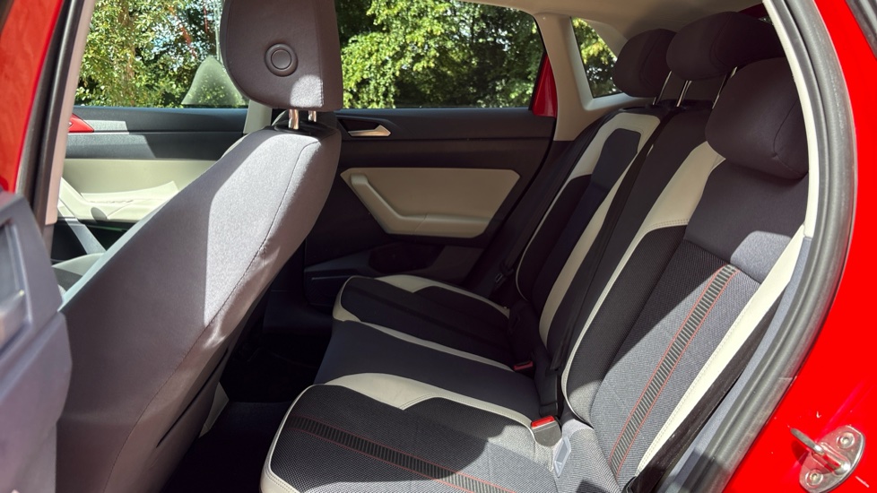 Volkswagen Polo 1.0 TSI 95 Beats 5dr Petrol Hatchback - Image 16