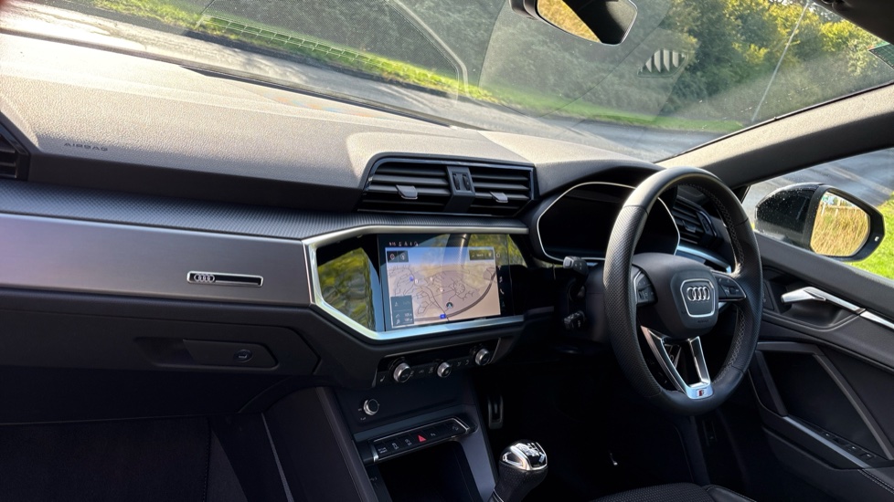 Audi Q3 35 TFSI S Line 5dr Petrol Estate - Image 9