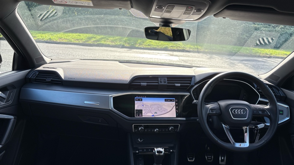 Audi Q3 35 TFSI S Line 5dr Petrol Estate - Image 10