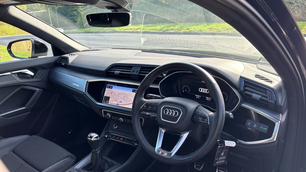 Audi Q3 35 TFSI S Line 5dr Petrol Estate - Image 11