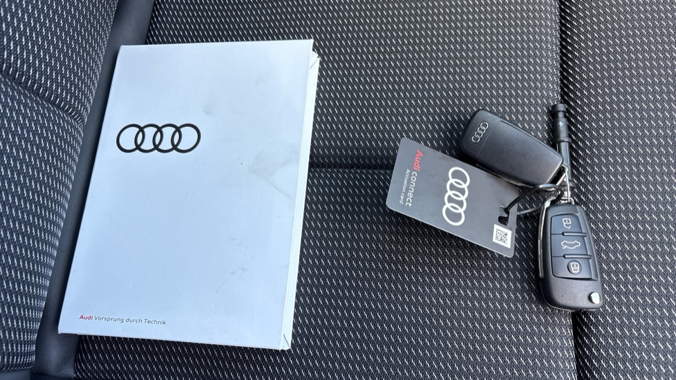 Audi Q3 35 TFSI S Line 5dr Petrol Estate - Image 19