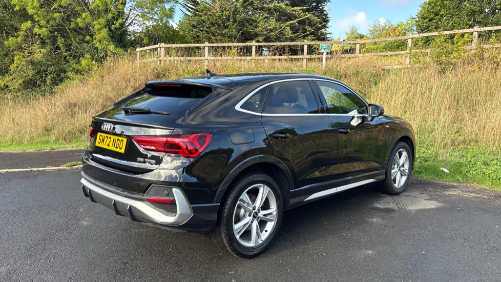 Audi Q3 35 TFSI S Line 5dr Petrol Estate - Image 28
