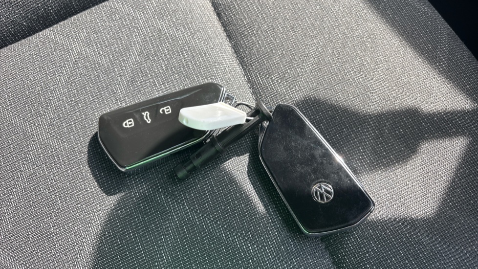 Volkswagen Golf 1.5 TSI 150 Life 5dr Petrol Hatchback - Image 20