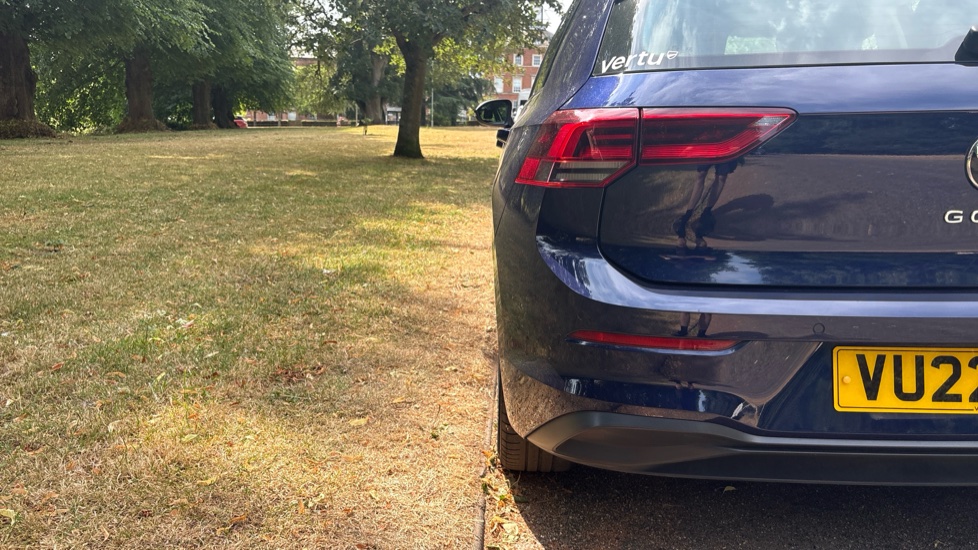 Volkswagen Golf 1.5 TSI 150 Life 5dr Petrol Hatchback - Image 28