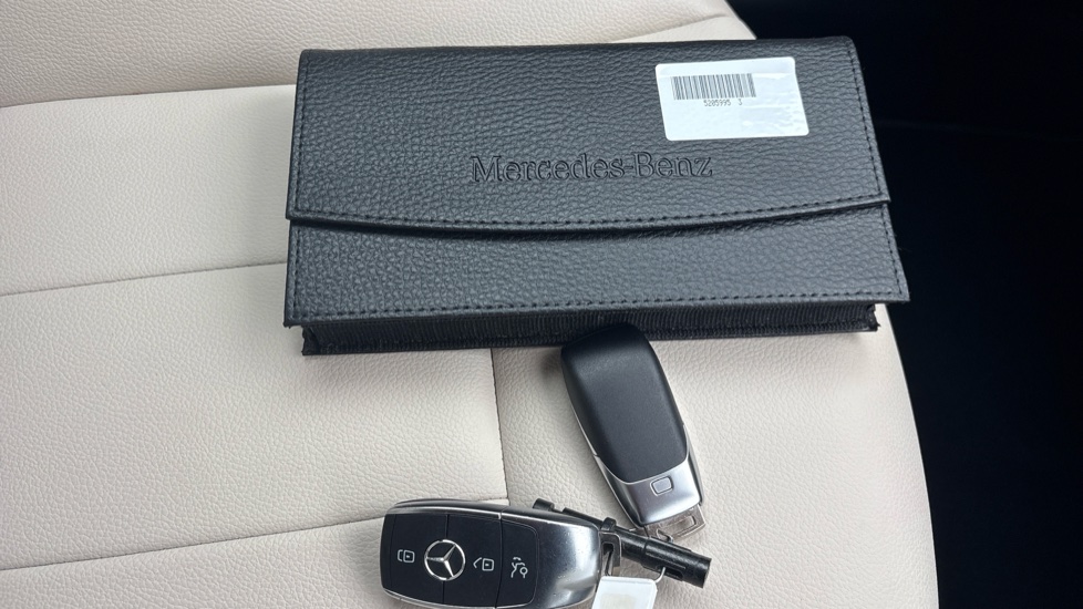 Mercedes-Benz CLA 200 Sport Executive Edition 4dr Tip Auto Petrol Saloon - Image 19