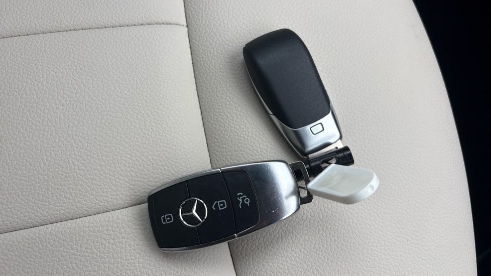 Mercedes-Benz CLA 200 Sport Executive Edition 4dr Tip Auto Petrol Saloon - Image 20