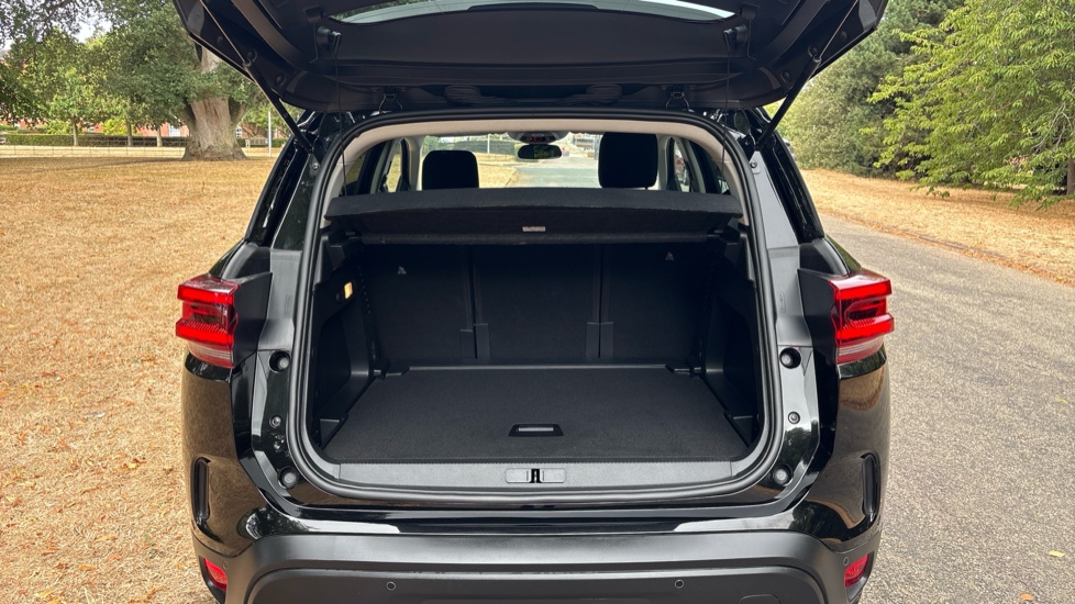 Citroen C5 Aircross 1.2 PureTech Shine 5dr Petrol Hatchback - Image 4