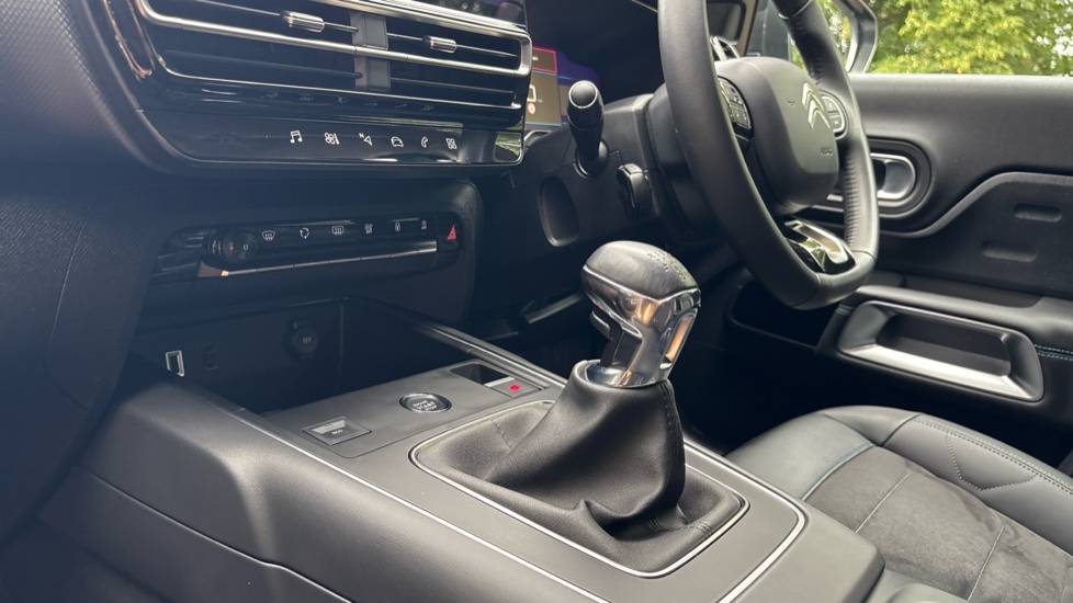 Citroen C5 Aircross 1.2 PureTech Shine 5dr Petrol Hatchback - Image 13