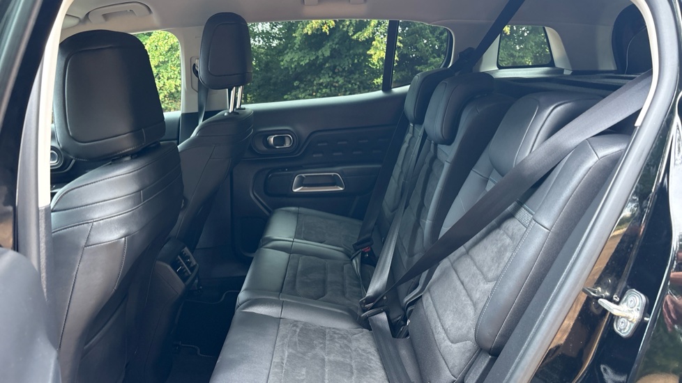 Citroen C5 Aircross 1.2 PureTech Shine 5dr Petrol Hatchback - Image 16