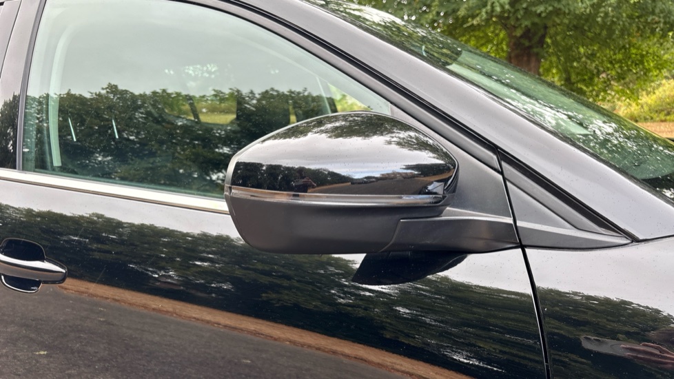 Citroen C5 Aircross 1.2 PureTech Shine 5dr Petrol Hatchback - Image 24