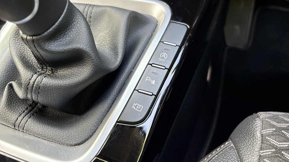 Kia Xceed 1.5T GDi ISG 3 5dr Petrol Hatchback - Image 38