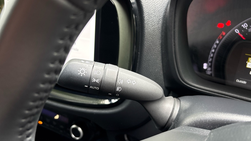 Toyota Aygo X 1.0 VVT-i Exclusive 5dr Petrol Hatchback - Image 39