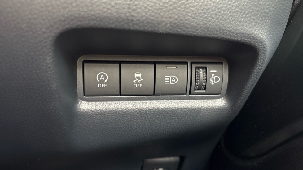 Toyota Aygo X 1.0 VVT-i Exclusive 5dr Petrol Hatchback - Image 40