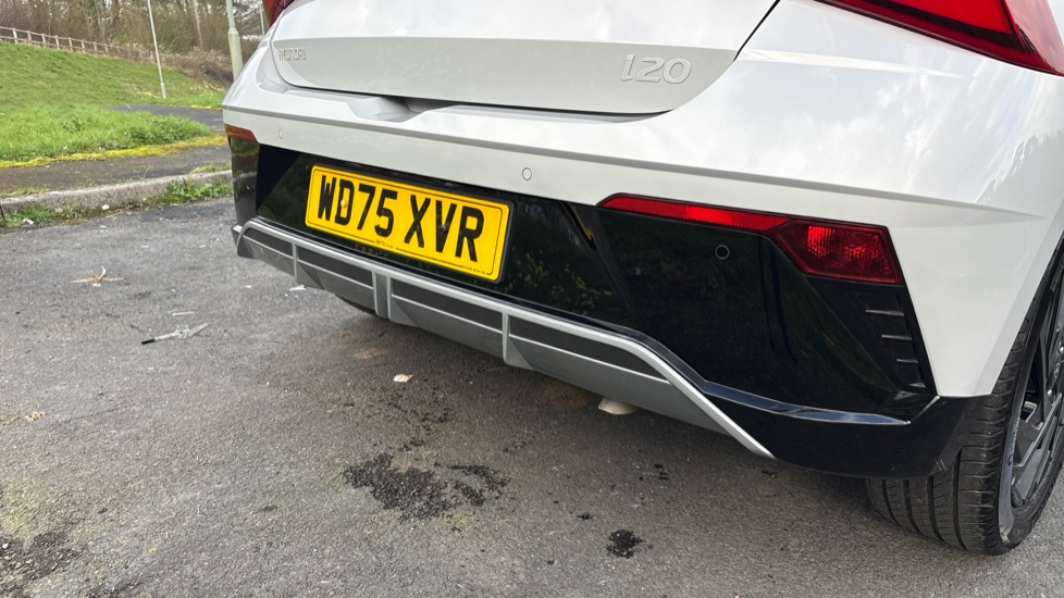Hyundai i20 1.0T GDi 90 Black Line 5dr Petrol Hatchback - Image 29