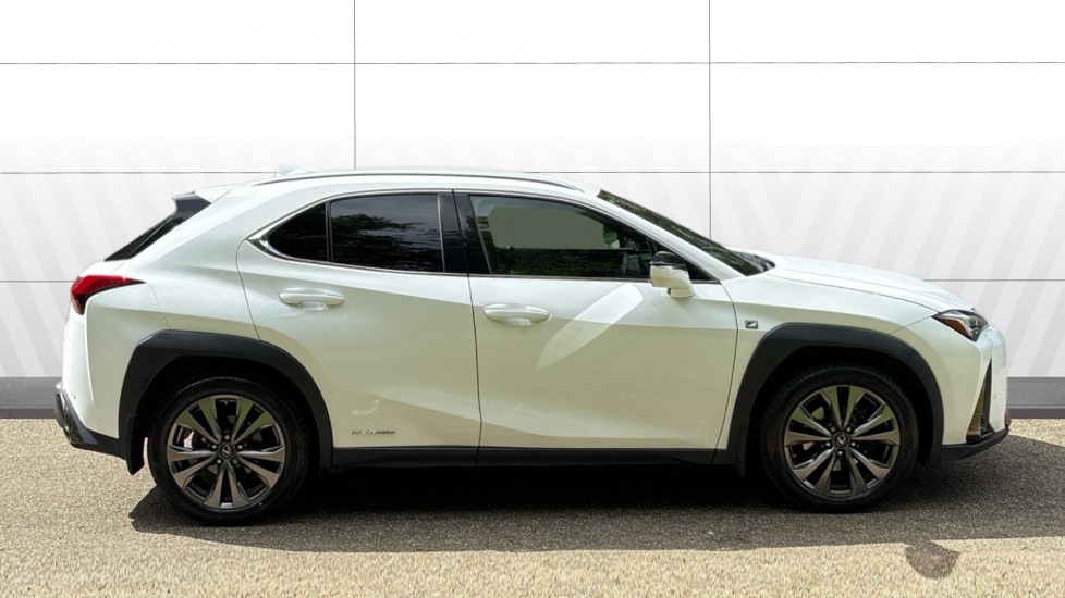 Lexus UX 250h 2.0 F-Sport 5dr CVT [Nav] Hybrid Hatchback - Image 5