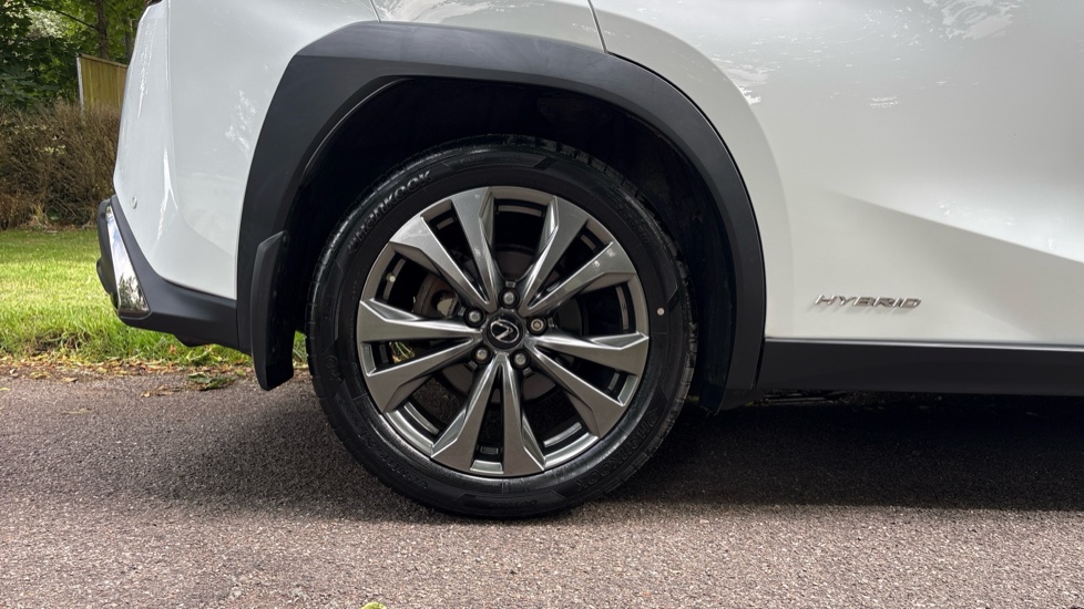 Lexus UX 250h 2.0 F-Sport 5dr CVT [Nav] Hybrid Hatchback - Image 7