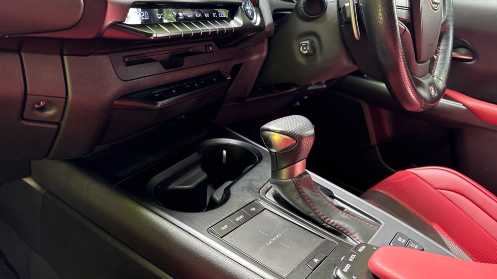 Lexus UX 250h 2.0 F-Sport 5dr CVT [Nav] Hybrid Hatchback - Image 13