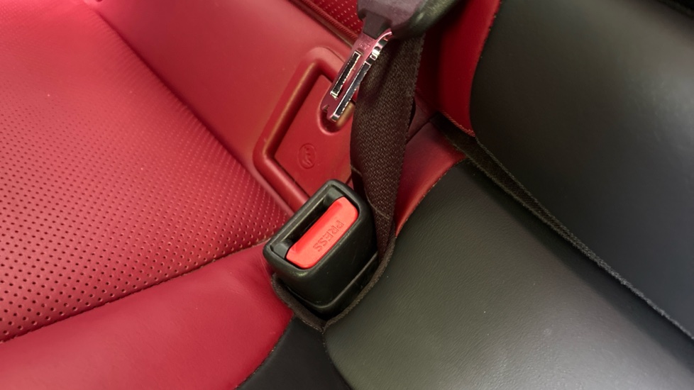 Lexus UX 250h 2.0 F-Sport 5dr CVT [Nav] Hybrid Hatchback - Image 17