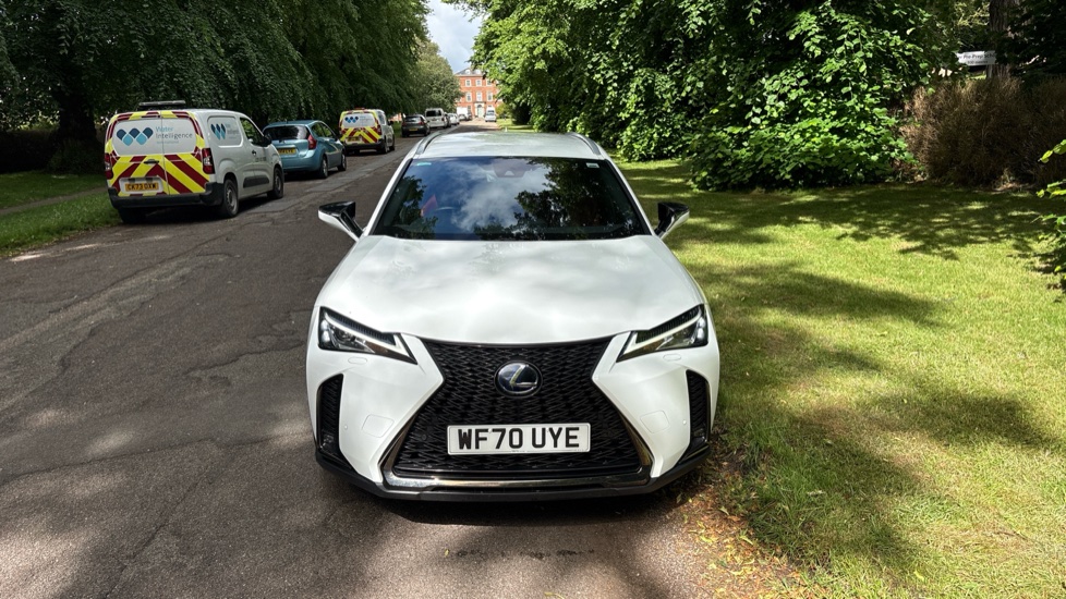 Lexus UX 250h 2.0 F-Sport 5dr CVT [Nav] Hybrid Hatchback - Image 21