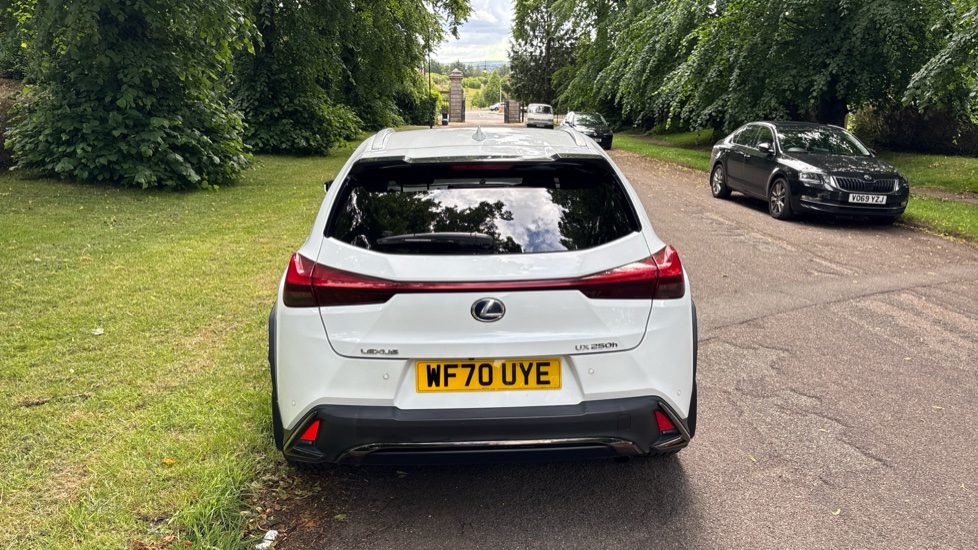 Lexus UX 250h 2.0 F-Sport 5dr CVT [Nav] Hybrid Hatchback - Image 26