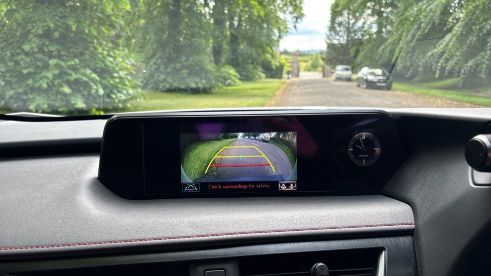 Lexus UX 250h 2.0 F-Sport 5dr CVT [Nav] Hybrid Hatchback - Image 32