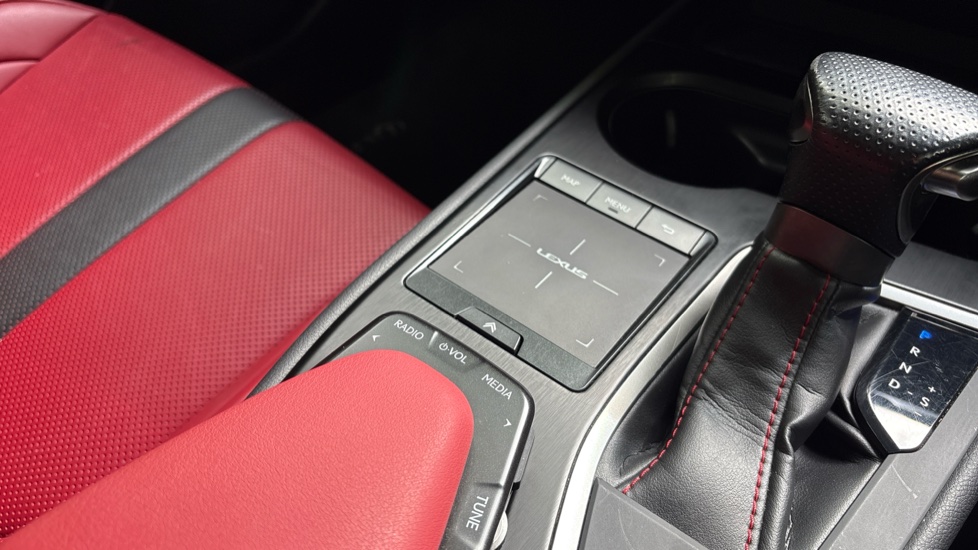 Lexus UX 250h 2.0 F-Sport 5dr CVT [Nav] Hybrid Hatchback - Image 35