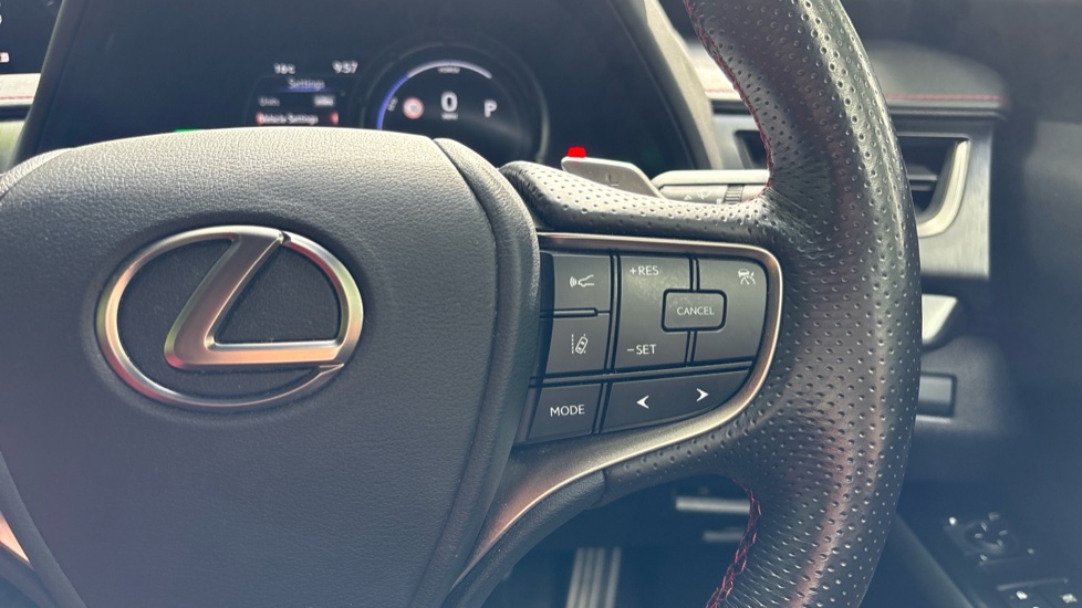 Lexus UX 250h 2.0 F-Sport 5dr CVT [Nav] Hybrid Hatchback - Image 37