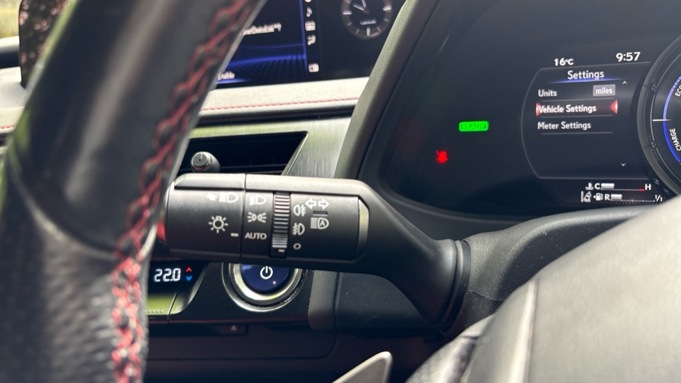 Lexus UX 250h 2.0 F-Sport 5dr CVT [Nav] Hybrid Hatchback - Image 39