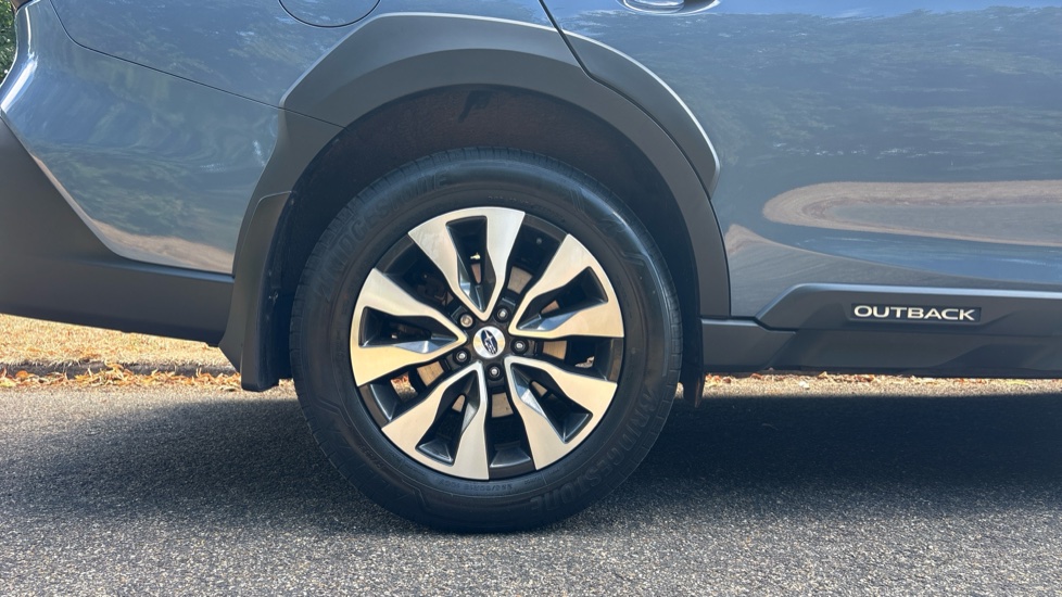 Subaru Outback 2.5i Touring 5dr Lineartronic Petrol Estate - Image 7
