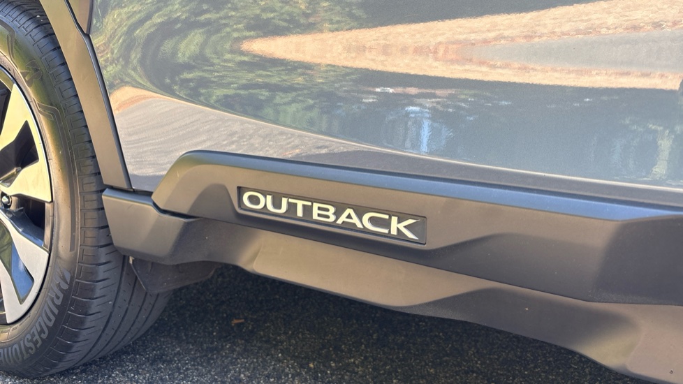 Subaru Outback 2.5i Touring 5dr Lineartronic Petrol Estate - Image 27