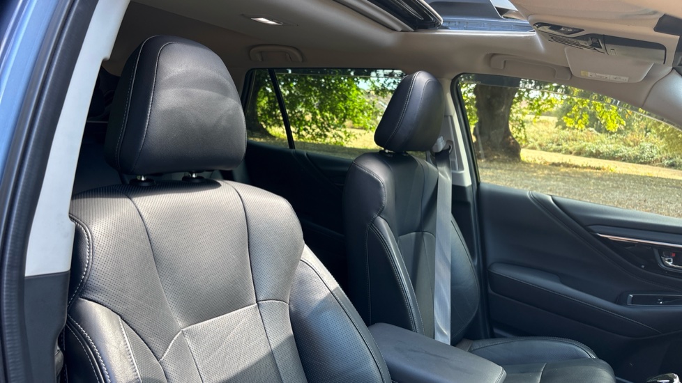 Subaru Outback 2.5i Touring 5dr Lineartronic Petrol Estate - Image 46