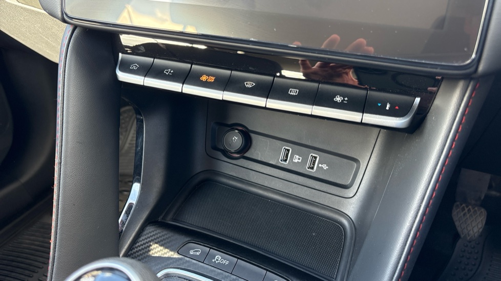 MG ZS 1.5 VTi-TECH Excite 5dr Petrol Hatchback - Image 33