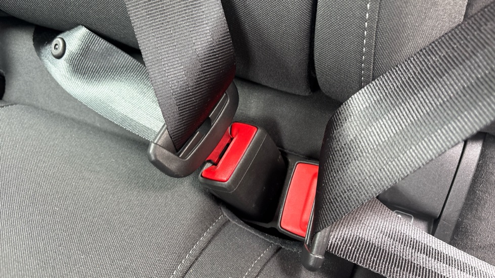 Volkswagen Golf 1.5 TSI Style 5dr Petrol Hatchback - Image 17