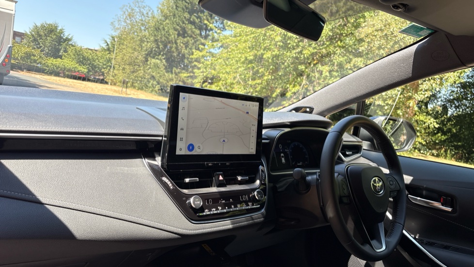 Toyota Corolla 2.0 Hybrid Excel 5dr CVT Hybrid Hatchback - Image 9