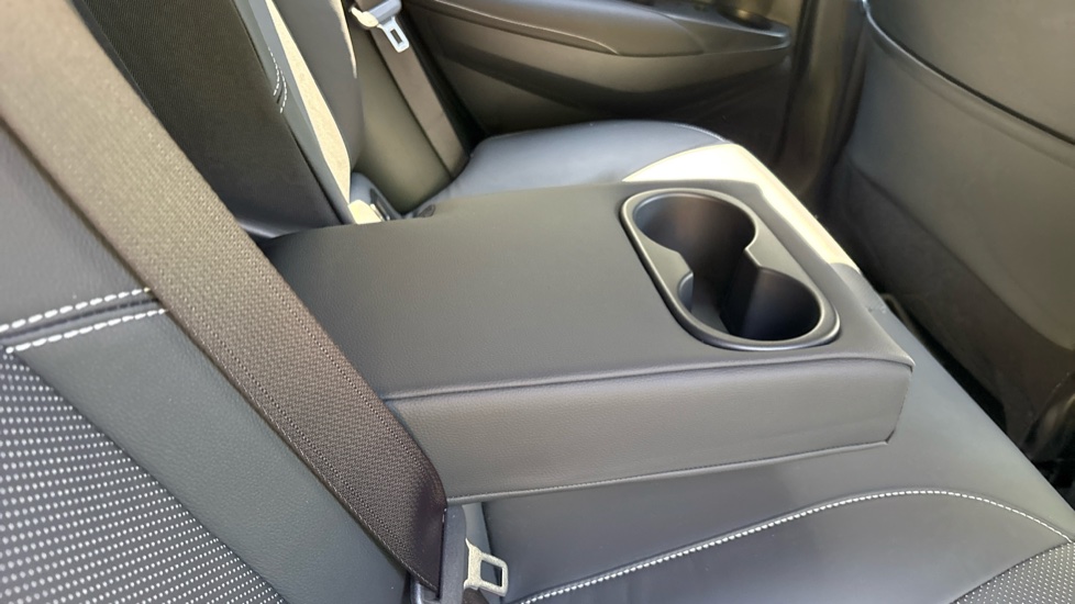 Toyota Corolla 2.0 Hybrid Excel 5dr CVT Hybrid Hatchback - Image 45