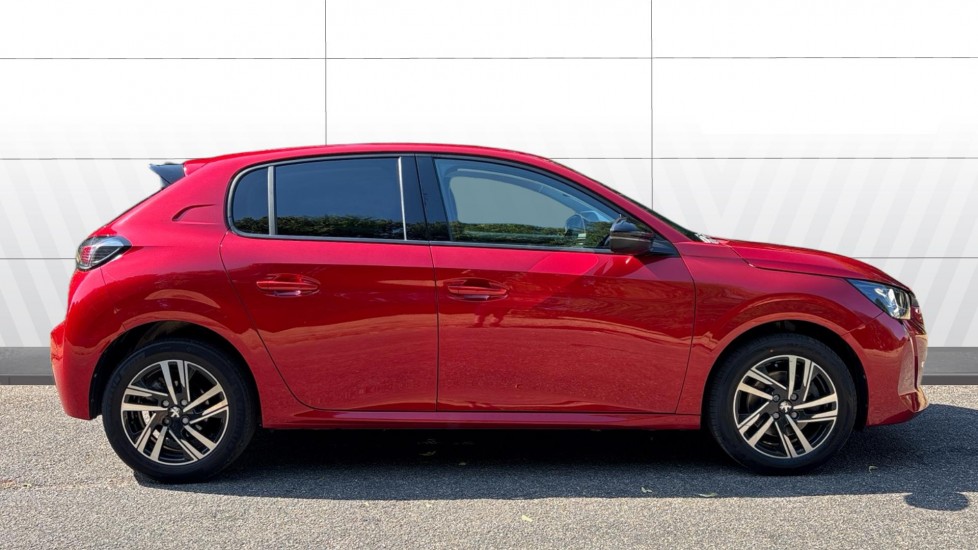 Peugeot 208 1.2 PureTech 130 Allure Premium + 5dr EAT8 Petrol Hatchback - Image 5