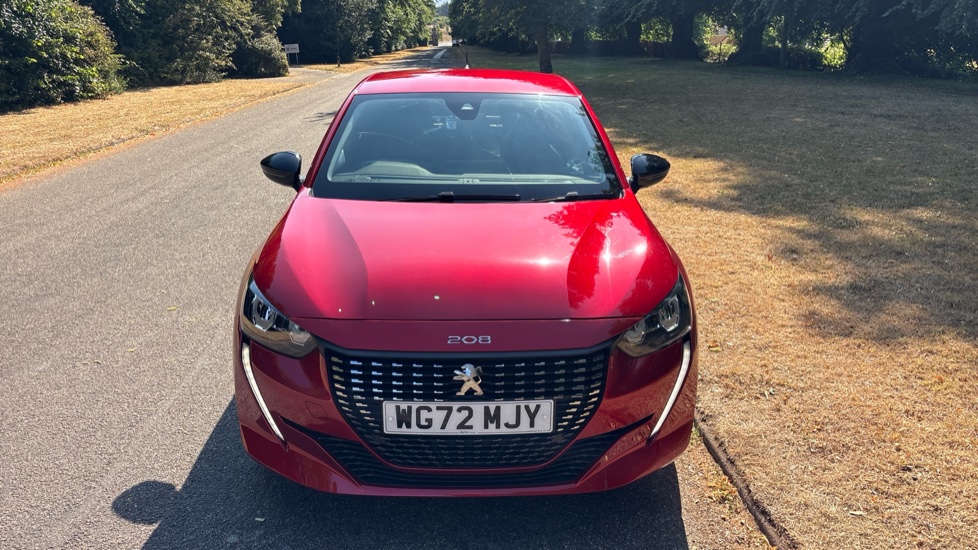 Peugeot 208 1.2 PureTech 130 Allure Premium + 5dr EAT8 Petrol Hatchback - Image 21