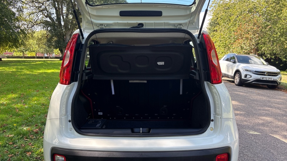 Fiat Panda 1.2 Pop 5dr Petrol Hatchback - Image 4