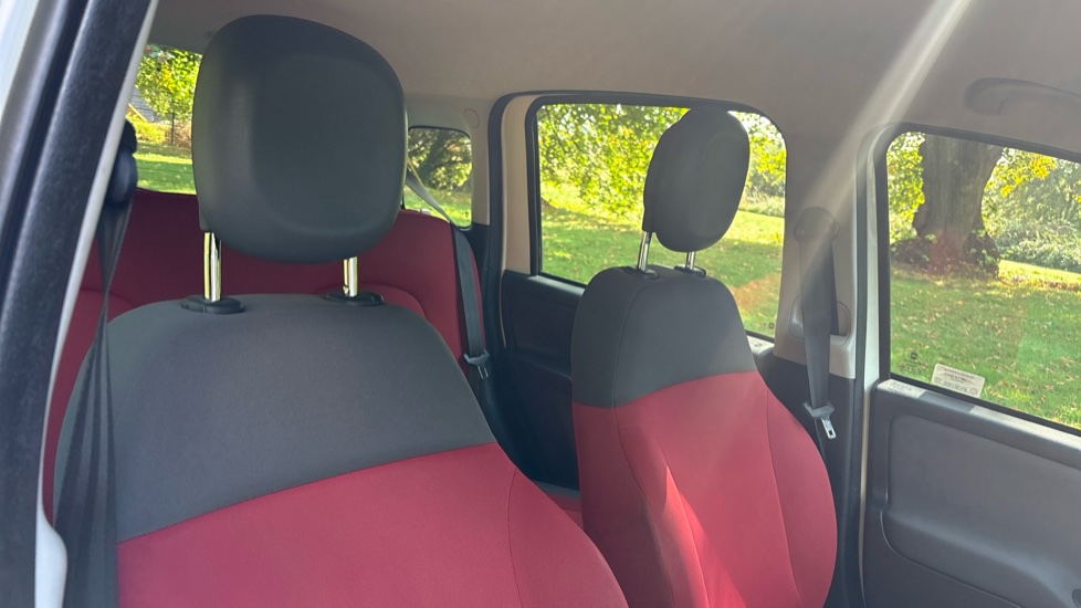 Fiat Panda 1.2 Pop 5dr Petrol Hatchback - Image 33