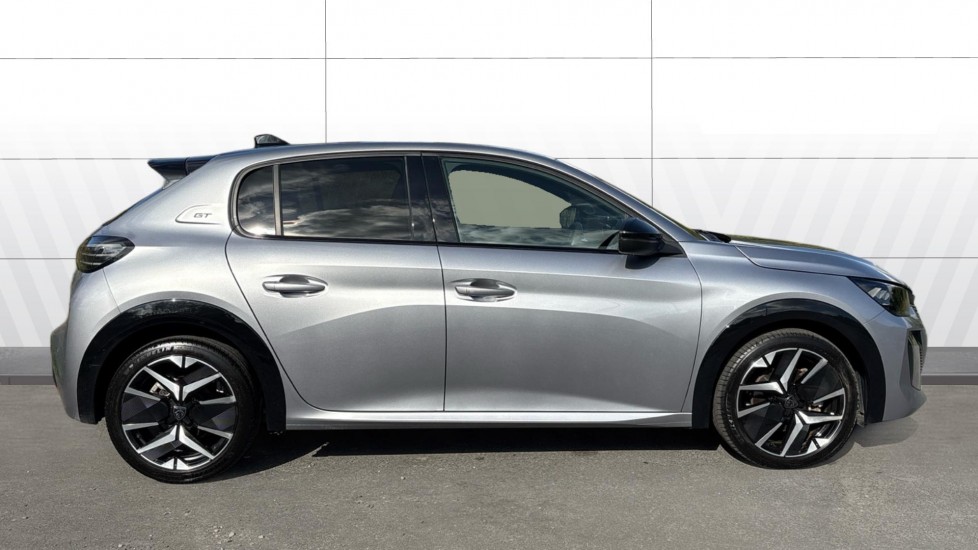 Peugeot 208 1.2 Hybrid 136 GT 5dr e-DSC6 Petrol Hatchback - Image 5