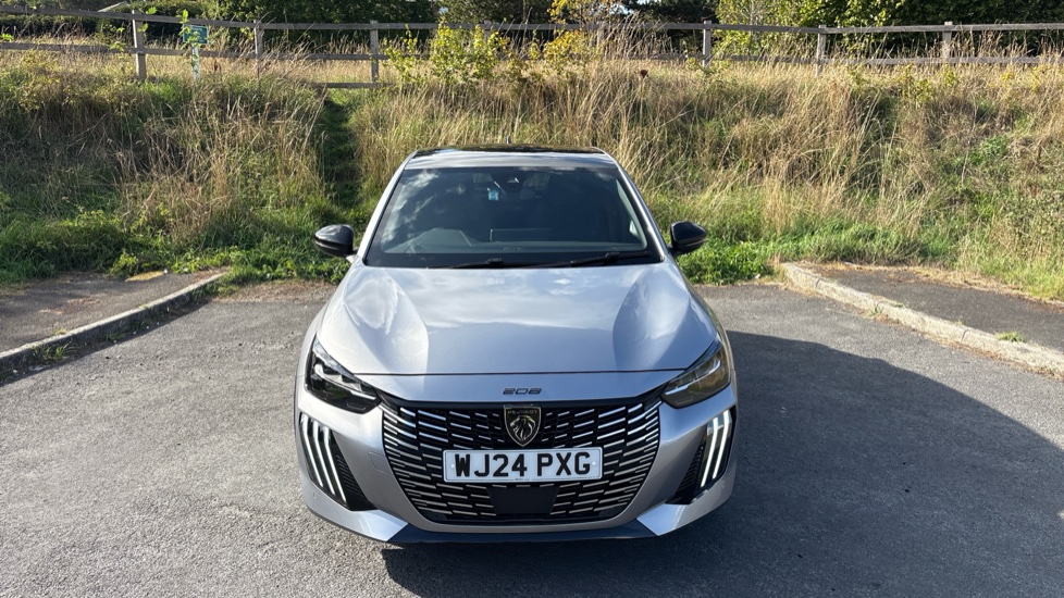 Peugeot 208 1.2 Hybrid 136 GT 5dr e-DSC6 Petrol Hatchback - Image 21