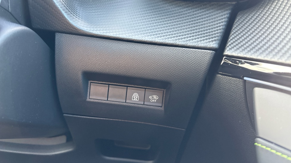 Peugeot 208 1.2 Hybrid 136 GT 5dr e-DSC6 Petrol Hatchback - Image 40