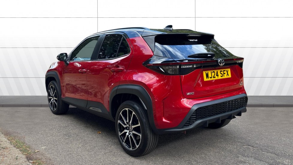 Toyota Yaris Cross 1.5 Hybrid GR Sport 5dr CVT Hybrid Estate - Image 2