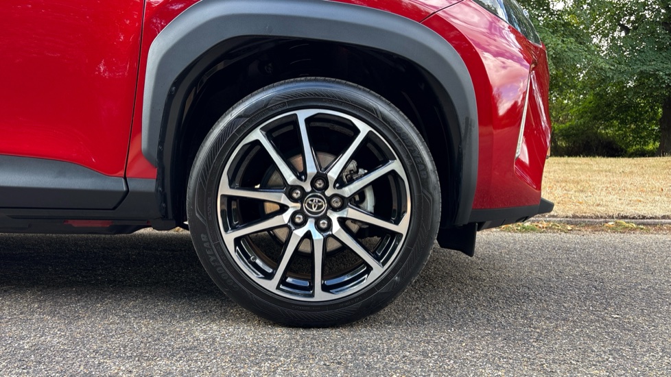 Toyota Yaris Cross 1.5 Hybrid GR Sport 5dr CVT Hybrid Estate - Image 7