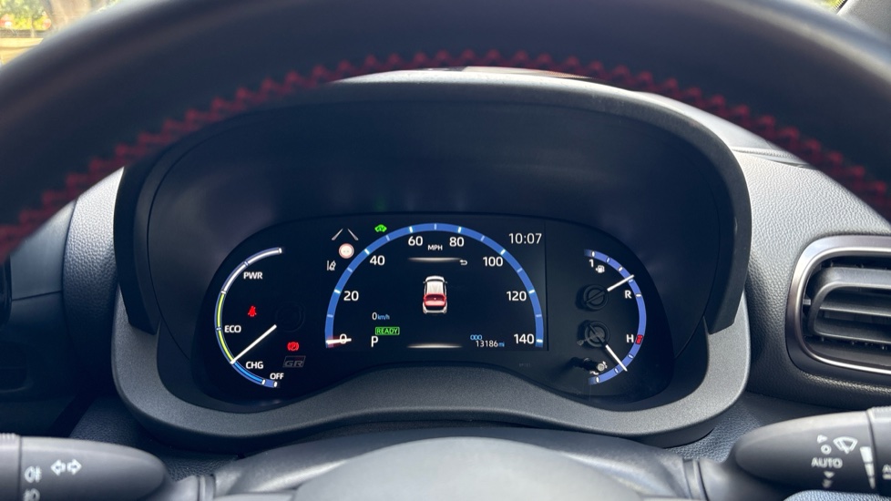 Toyota Yaris Cross 1.5 Hybrid GR Sport 5dr CVT Hybrid Estate - Image 18