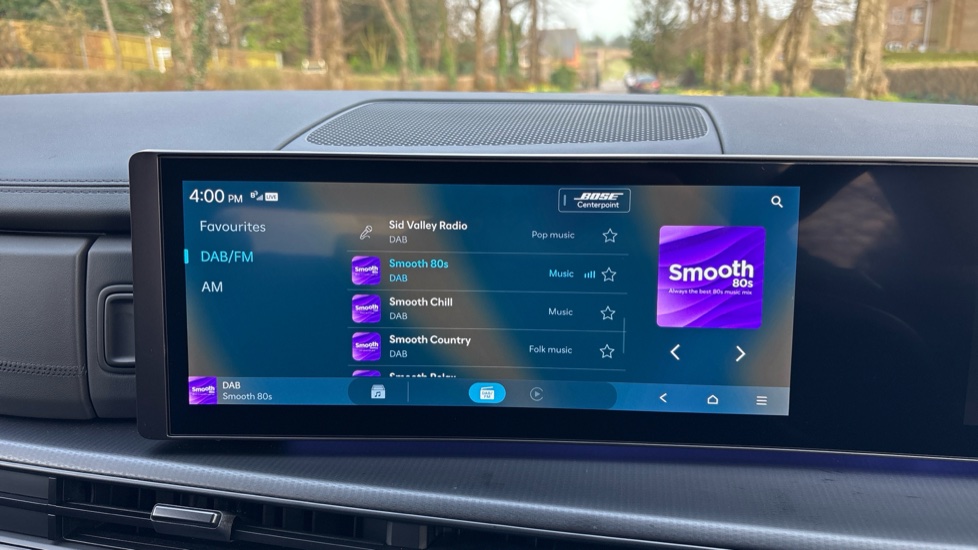 Hyundai SANTA FE 1.6 TGDi Plug-in Hybrid Calligraphy 5dr 4WD Auto Estate - Image 35
