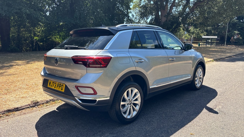 Volkswagen T-Roc 1.5 TSI Style 5dr DSG Petrol Hatchback - Image 27