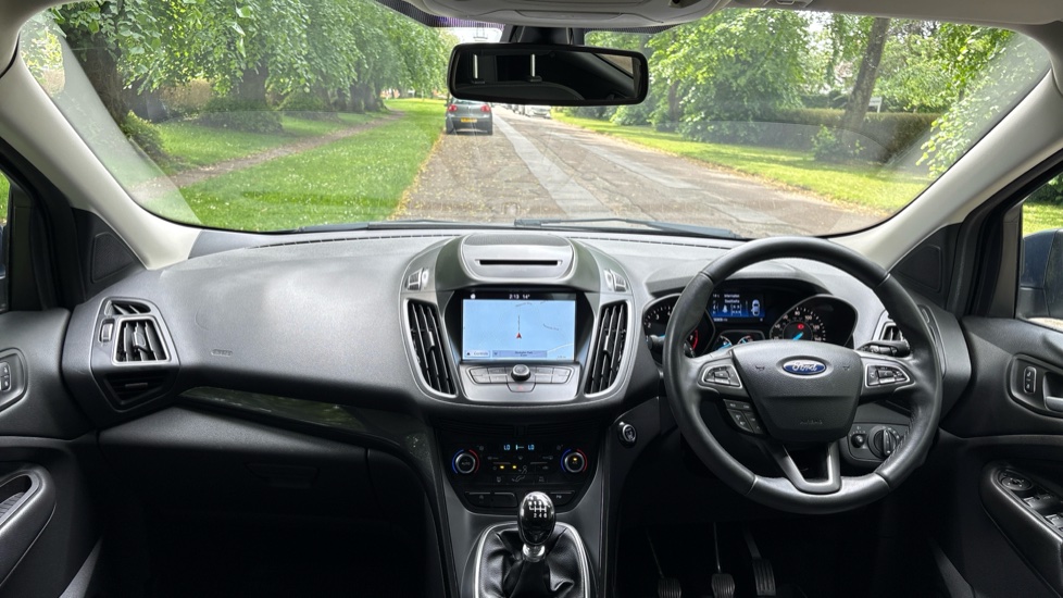 Ford Kuga 1.5 EcoBoost Titanium Edition 5dr 2WD Petrol Estate - Image 10
