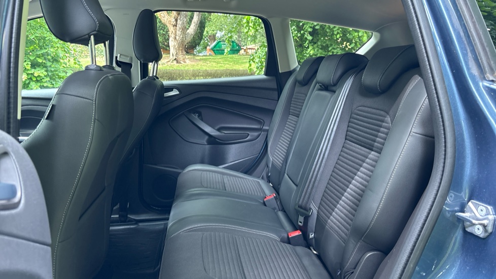 Ford Kuga 1.5 EcoBoost Titanium Edition 5dr 2WD Petrol Estate - Image 16